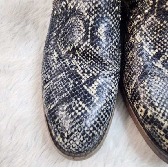 DINGO Stunning Leather Studded Boots - Picture 3 of 16